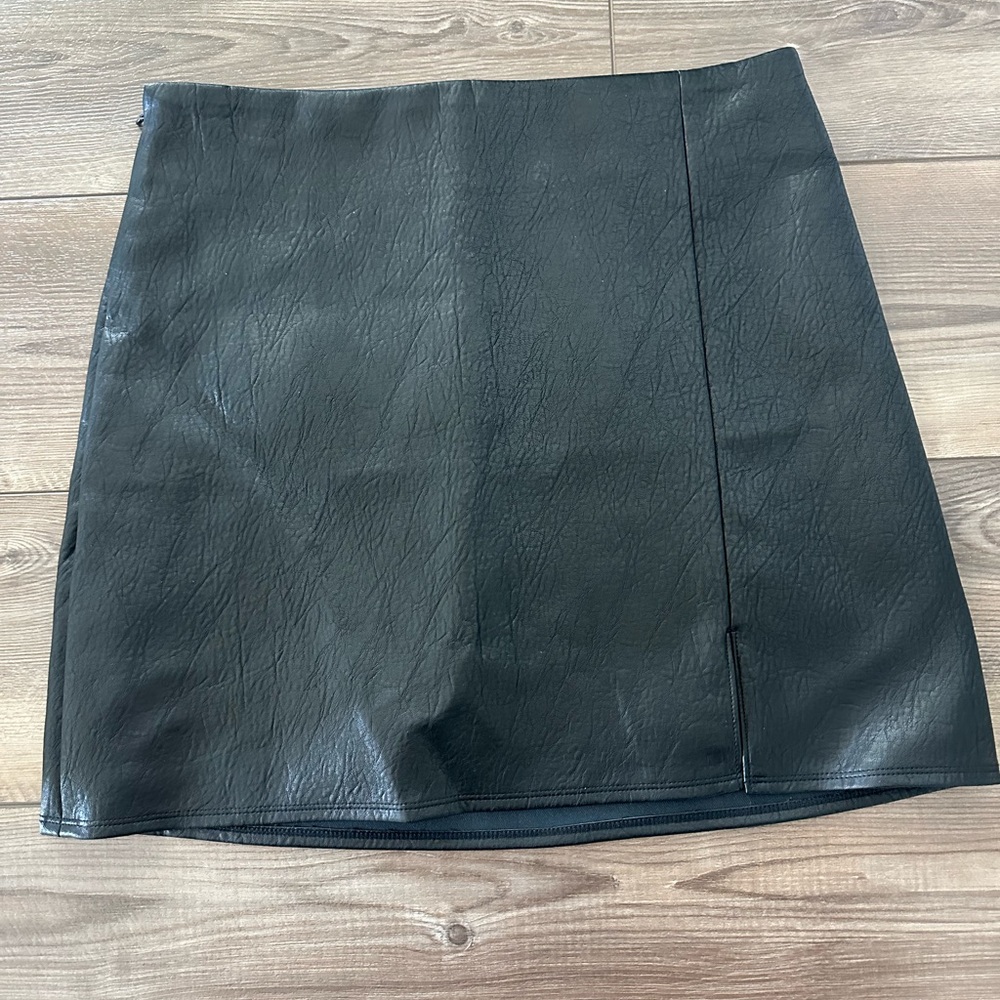 Old Navy Faux Leather Skirt